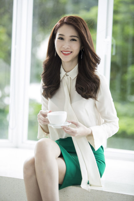 Đặng Thu Thảo – nàng Hoa hậu truyền cảm hứng cho các cô gái trẻ. - Ảnh 5 Dang Thu Thao – nang Hoa hau truyen cam hung cho cac co gai tre. - Anh 5