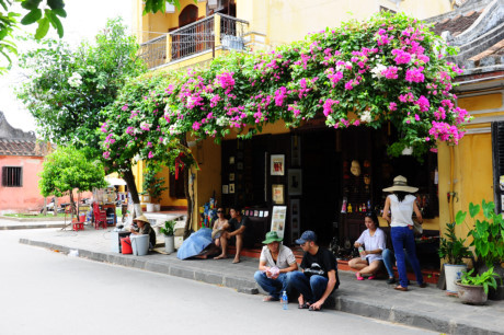 Lạc lối giữa những ngôi nhà nhuộm sắc vàng ở Hội An - Ảnh 6 Lac loi giua nhung ngoi nha nhuom sac vang o Hoi An - Anh 6