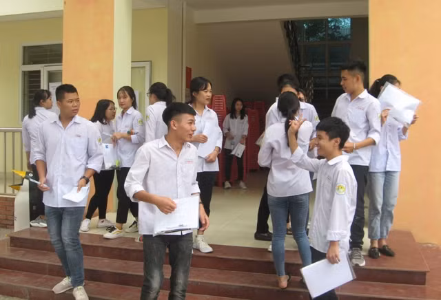 Thí sinh hết sức lạc quan sau mỗi buổi thi.