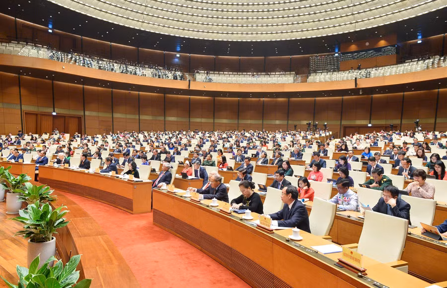 Toàn cảnh phiên làm việc buổi sáng - kỳ họp thứ 5 Quốc hội khóa XV.