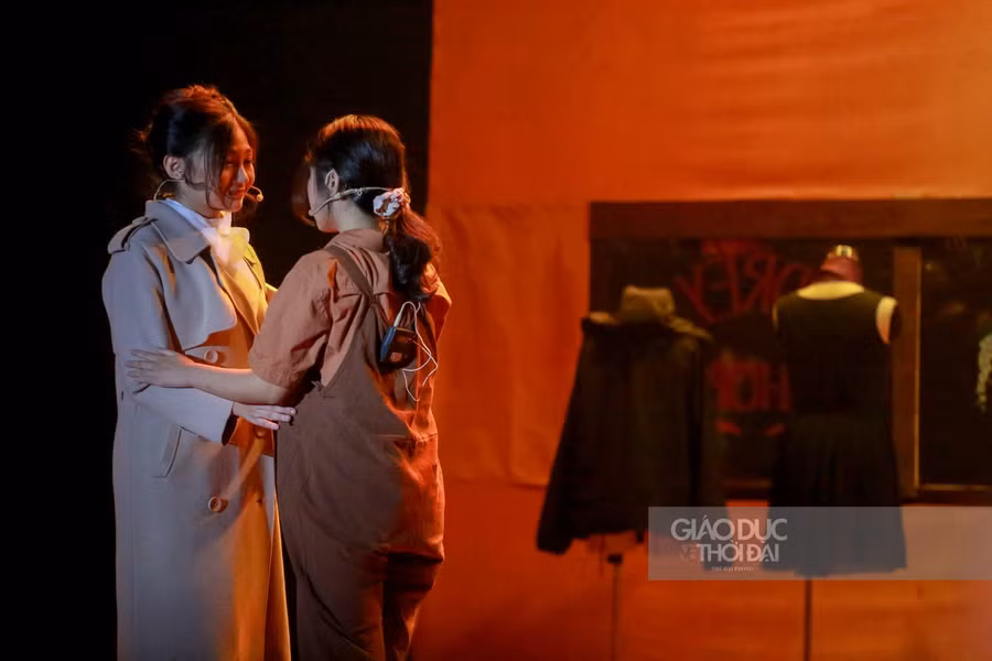 Mãn nhãn buổi nhạc kịch được đầu tư công phu của học sinh Hà Nội- Amsterdam ảnh 6