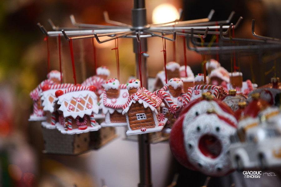 Năm nay mẫu mã các mặt hàng tương tự như những năm trước. Năm nay mẫu mã các mặt hàng tương tự như những năm trước.