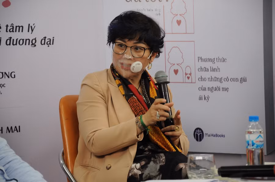 “Người mẹ ái kỷ cần sự giúp đỡ của chuyên gia và cần được chữa lành, để không tiếp tục tạo ra những người mẹ ái kỷ khác”, PGS.TS. Trần Thu Hương.