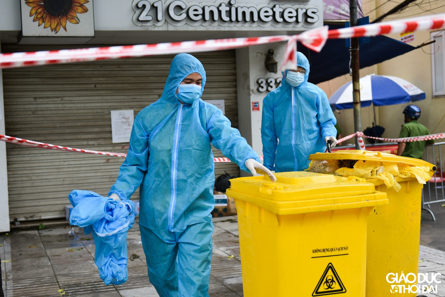 Rác thải sinh hoạt của 2 con ngõ đều được thu gom riêng.