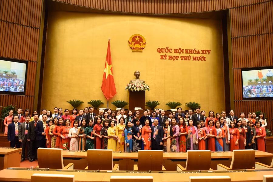 Buổi gặp mặt tràn đầy không khí thân mật.