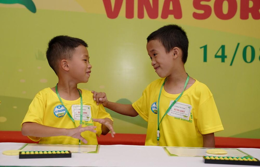 Tham gia cuộc thi, các em có thêm bạn bè và học hỏi được nhiều kỹ năng Tham gia cuộc thi, các em có thêm bạn bè và học hỏi được nhiều kỹ năng