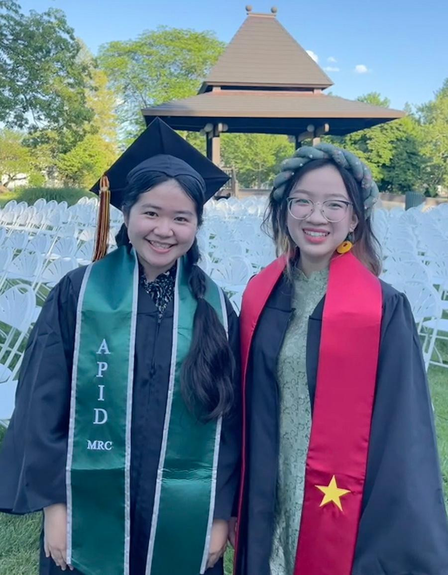 Lê Ngọc Bảo Ngân (bên phải). Ảnh: NVCC Lê Ngọc Bảo Ngân (bên phải). Ảnh: NVCC