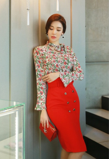 Sơ mi họa tiết nhí thanh lịch - xu hướng thời trang vintage lên ngôi trong năm 2017 - Ảnh 4 So mi hoa tiet nhi thanh lich - xu huong thoi trang vintage len ngoi trong nam 2017 - Anh 4