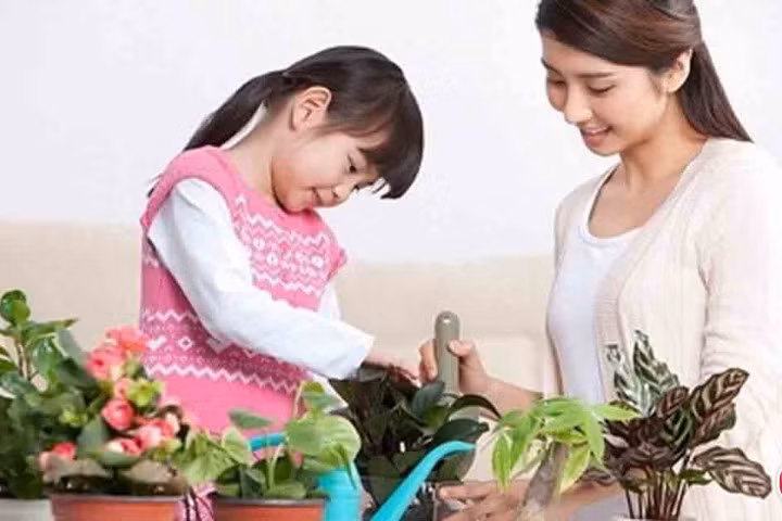 10 kỹ năng sống cho trẻ tiểu học mẹ cần dạy gấp để bé thành đạt trong tương lai