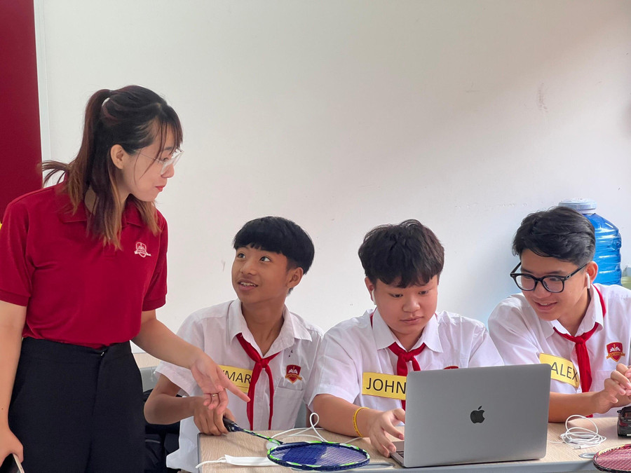Học sinh iSchool Quảng Trị giao lưu văn hóa với học sinh Nhật Bản bằng hình thức trực tuyến.