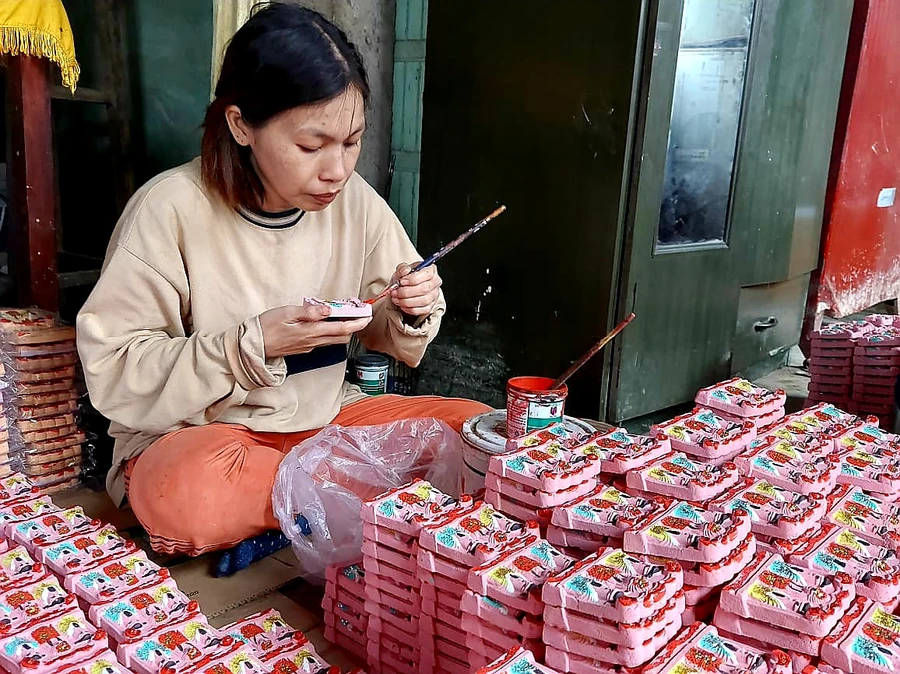 Ghé thăm “nơi sinh” của hàng nghìn ông Công ông Táo