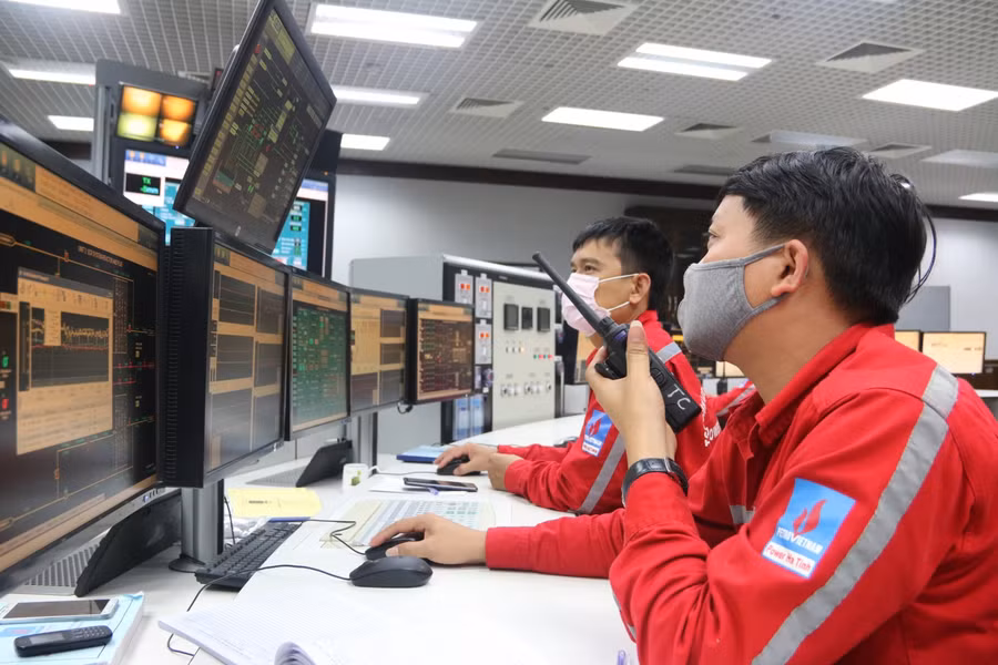 Tại trung tâm điều hành, đội ngũ kỹ sư thường xuyên bám sát các chỉ số kỹ thuật, kịp thời chỉ đạo các bộ phận thực hiện nhiệm vụ hiệu quả nhất