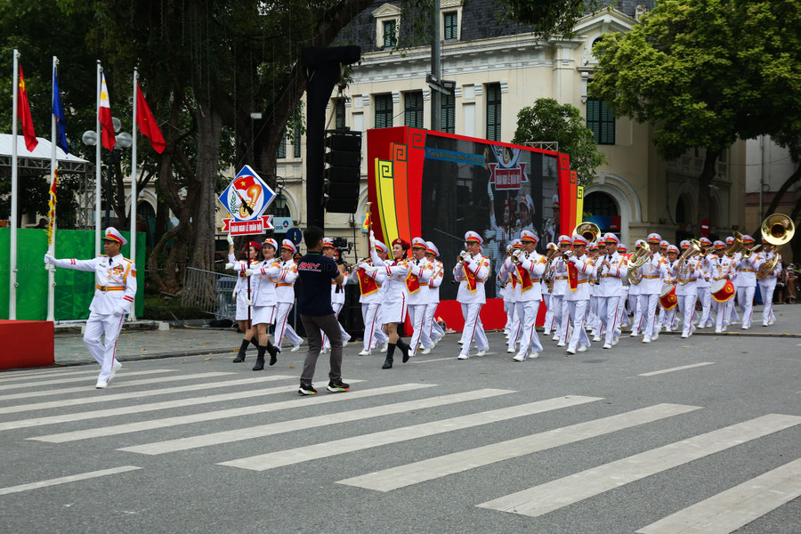 Với chủ đề về tình yêu, quê hương, đất nước, truyền thống lực lượng Cảnh sát nhân dân, Công an nhân dân Việt Nam và các nước ASEAN+ 2022, chương trình nhạc hội đã giới thiệu đến cán bộ, chiến sĩ, các tầng lớp nhân dân Việt Nam và bạn bè quốc tế truyền thống vẻ vang 60 năm xây dựng, chiến đấu và trưởng thành của lực lượng Cảnh sát nhân dân Việt Nam.