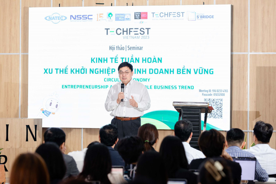 Ông Hoàng Nam Tiến, Phó Chủ tịch Hội đồng Trường đại học FPT chia sẻ trong hội thảo Ảnh: MSD Vietnam