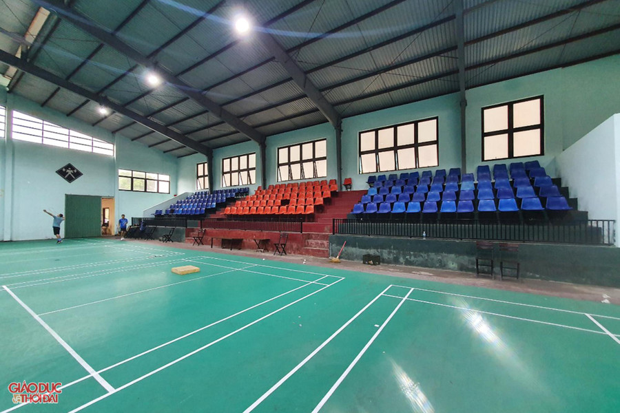 Bên trong Nhà thi đấu Liên đoàn Lao động tỉnh Quảng Trị, nơi sẽ diễn ra lễ khai mạc.