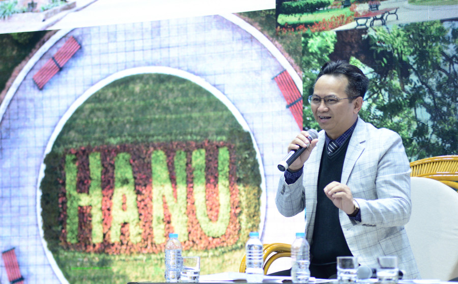 TS Nguyễn Tiến Dũng – Phó Hiệu trưởng Trường ĐH Hà Nội.