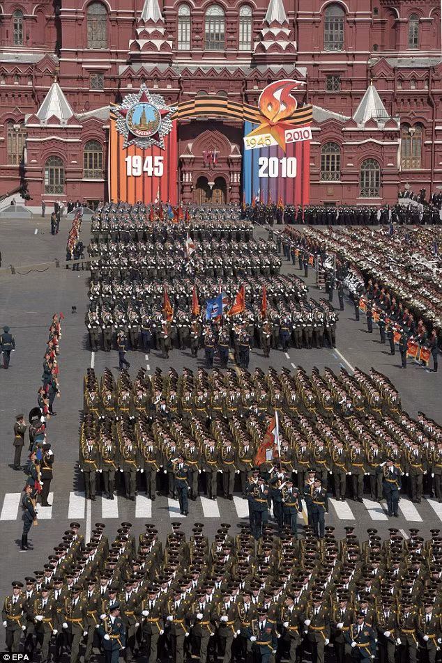 Những đội quân hùng dũng