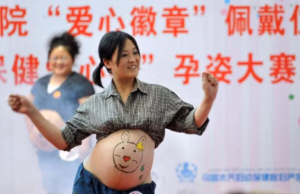 Thi thời trang bà bầu mừng Ngày của Mẹ ảnh 5