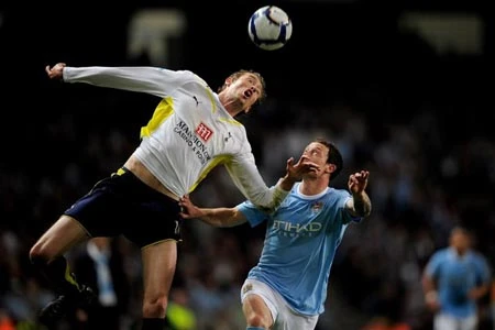 Hạ Man xanh, Tottenham ra biển lớn Champions League