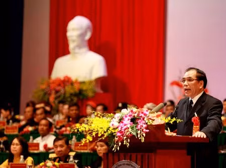 Tổng Bí thư Nông Đức Mạnh phát biểu chỉ đạo Đại hội