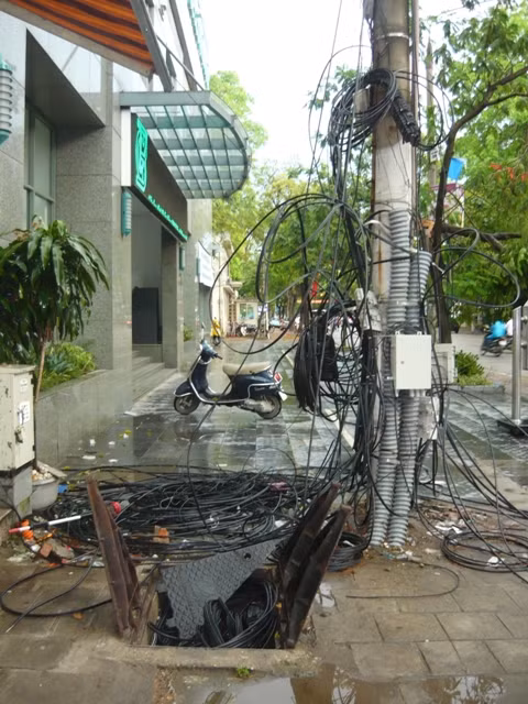 Hà Nội:Bất ngờ có mưa giông lớn ảnh 3
