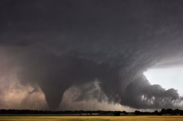 June 9, 2005, Hill City to Stockton Kansas, a tornadic supercell. Mike says: 