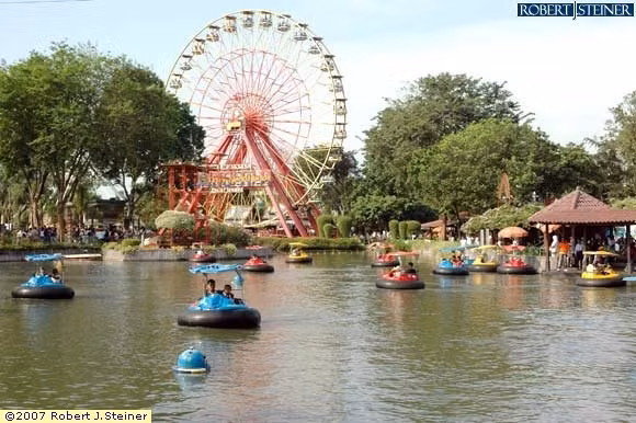 Top 10 công viên giải trí ở châu Á ảnh 10