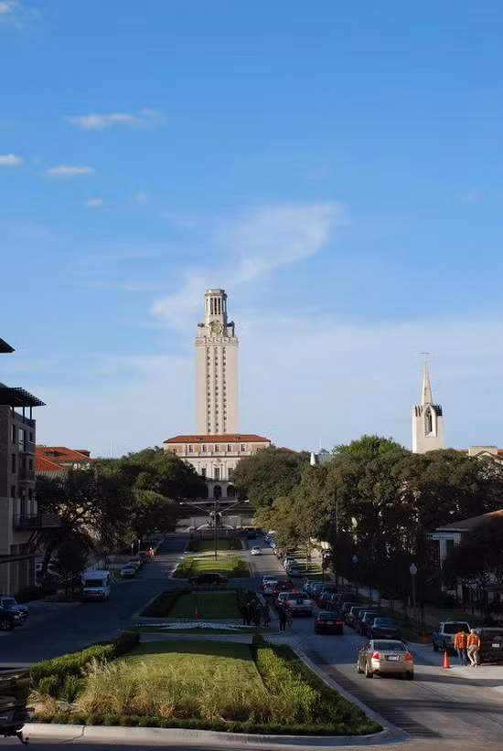 Đại học Texas tại Austin, nơi có khoảng 50.000 sinh viên đang theo học tại đây