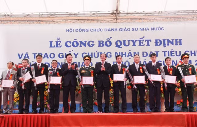 Các GS, PGS là lực lượng nòng cốt trong sự nghiệp giáo dục