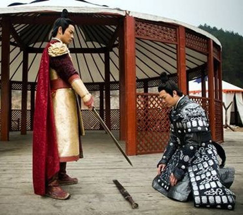 Đặc biệt, đặt trong bối cảnh thời cuộc biến động, câu chuyện tình yêu càng trở nên thú vị, gây cấn Đặc biệt, đặt trong bối cảnh thời cuộc biến động, câu chuyện tình yêu càng trở nên thú vị, gây cấn