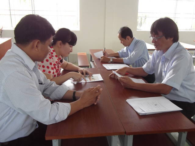 Ban tổ chức họp quy chế thi