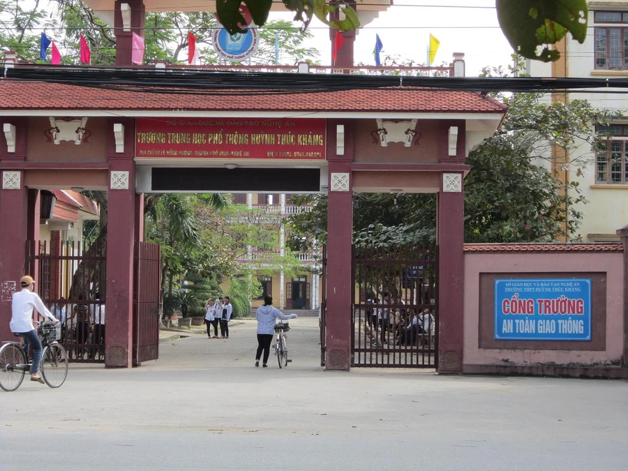 Trường học Nghệ An xây &quot;Cổng trường an toàn giao thông&quot;