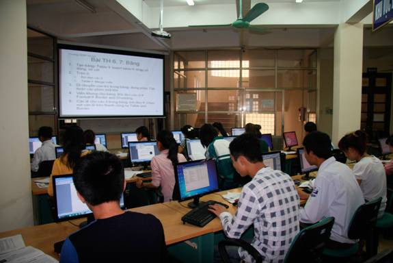 Một giờ học tại Trường Cao đẳng Sư phạm Hà Nội 2 Một giờ học tại Trường Cao đẳng Sư phạm Hà Nội 2