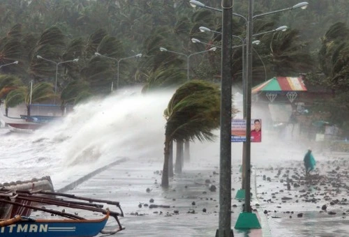 Siêu bão tàn phá Philippines