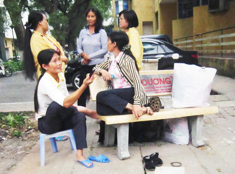 Nhọc nhằn “ô sin” bệnh viện