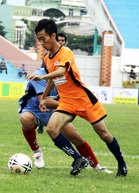 Giải bóng đá SV toàn quốc luôn thu hút được đông đảo các trường ĐH cả nước tham gia tranh tài Giải bóng đá SV toàn quốc luôn thu hút được đông đảo các trường ĐH cả nước tham gia tranh tài