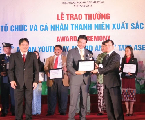 Vinh danh cá nhân, tổ chức thanh niên xuất sắc ASEAN