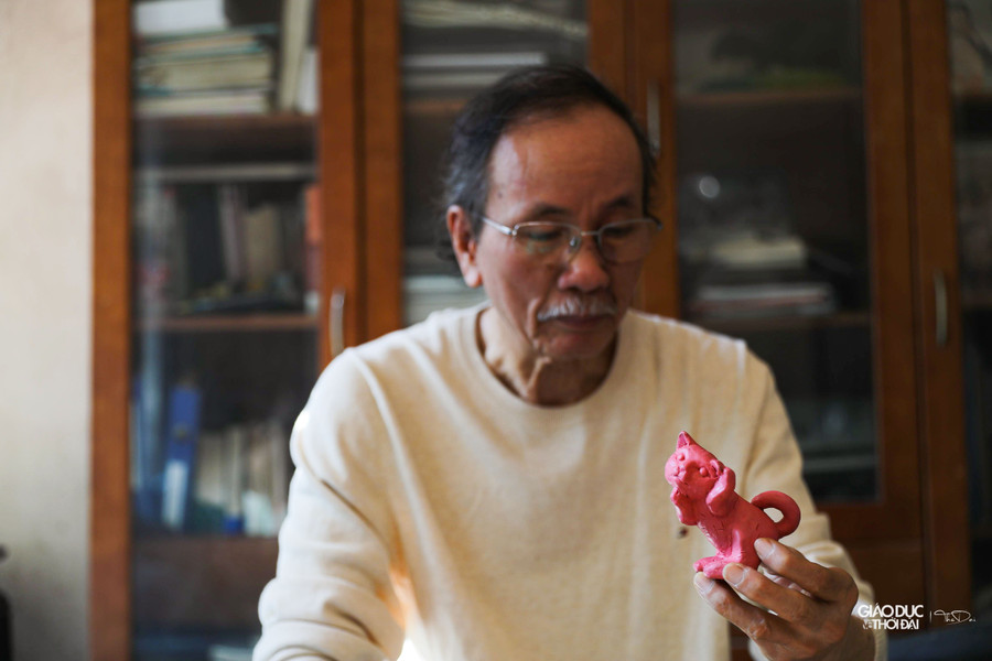 Mèo bố phải toát lên vẻ thông thái, mạnh mẽ, cương quyết và đầy rắn rỏi; mèo mẹ có dáng dịu dàng, che chở các con; mèo con phải có vẻ nhanh nhẹn, tinh nghịch,…