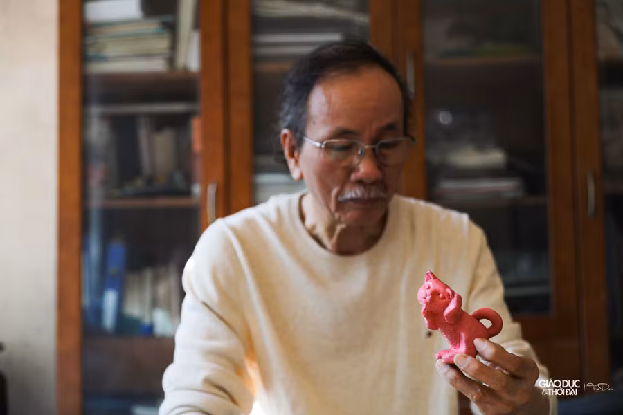 Mèo bố phải toát lên vẻ thông thái, mạnh mẽ, cương quyết và đầy rắn rỏi; mèo mẹ có dáng dịu dàng, che chở các con; mèo con phải có vẻ nhanh nhẹn, tinh nghịch,…