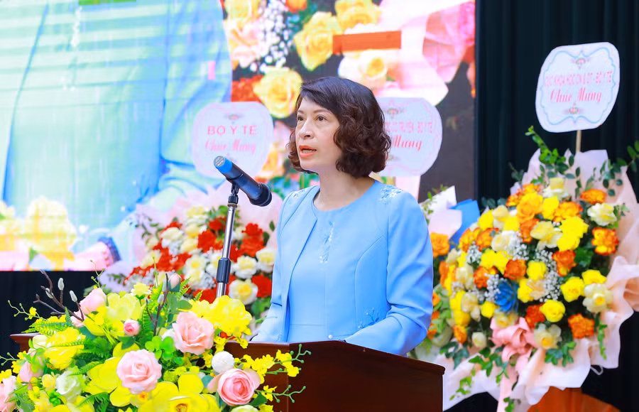 Thứ trưởng Bộ Y tế Nguyễn Thị Liên Hương chia sẻ tại Hội thảo.