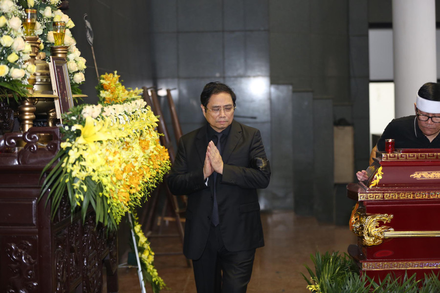 Trưởng ban Tổ chức Trung ương Phạm Minh Chính tiễn biệt Thứ trưởng Lê Hải An