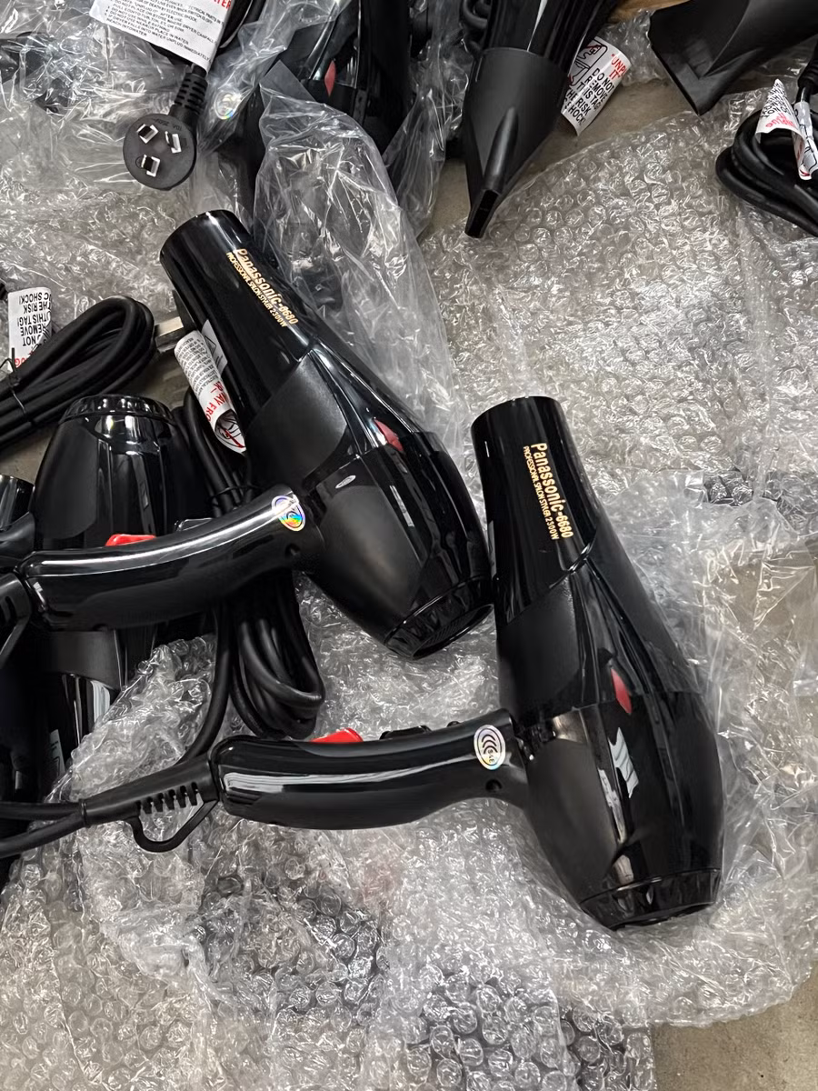 Toàn bộ lô hàng có nhãn hiệu Panassonic.