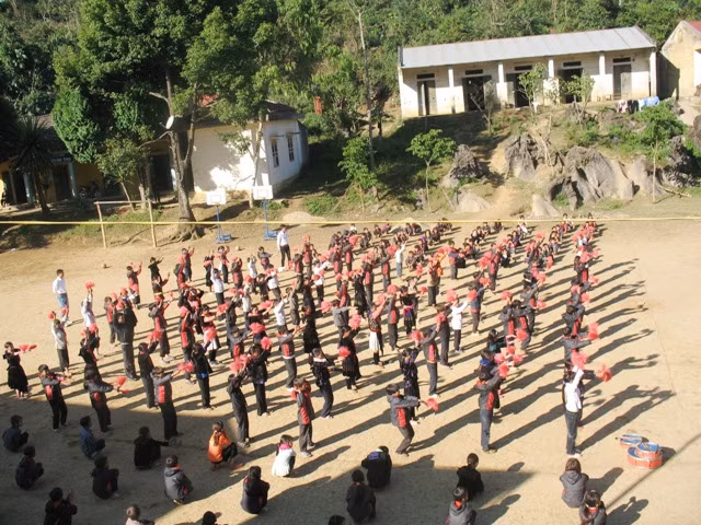 Học sinh Trường tiểu học Trung Thu (Điện Biên). Ảnh: gdtd.vn