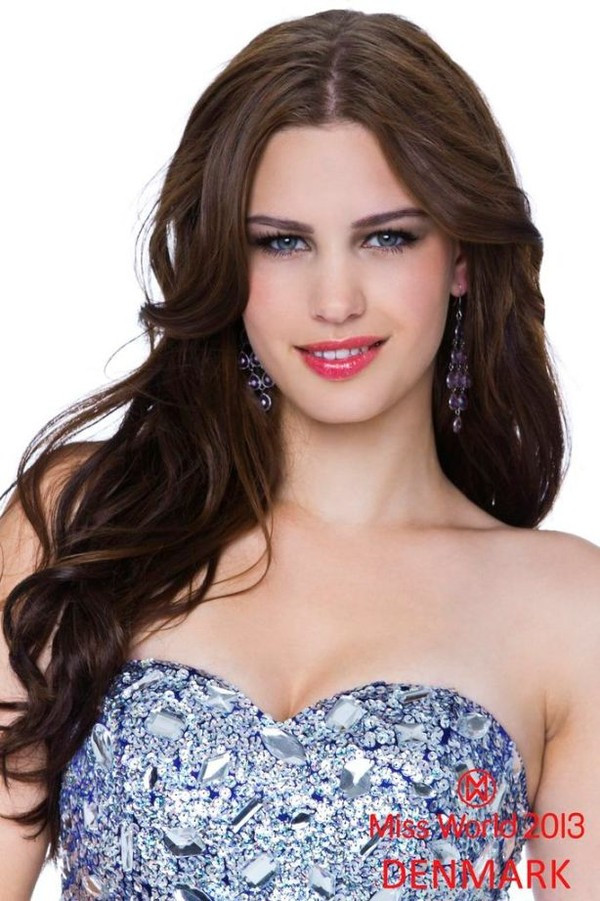 Cô sinh viên 20 tuổi sở hữu chiều cao 1,80m, cô cũng đang làm người mẫu ở Đan Mạch