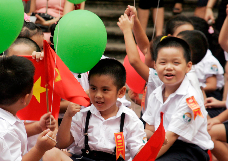 Háo hức niềm vui tới trường