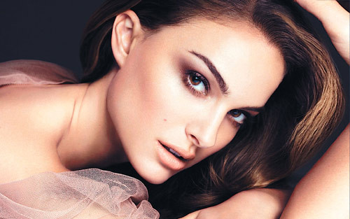 Natalie Portman (14 triệu USD)  8.) Natalie Portman (14 triệu USD)
