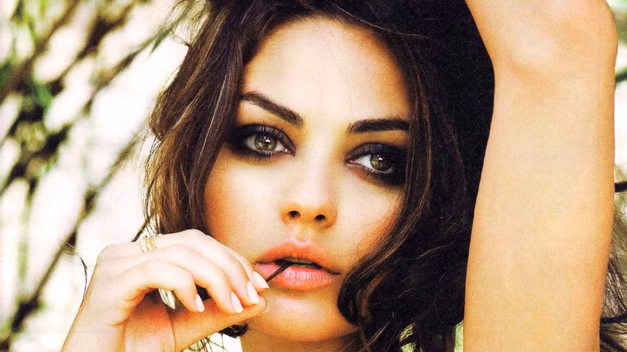 9.) Mila Kunis (11 triệu USD)