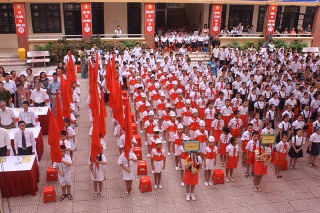 Tuyệt đối không cắt xén thời lượng giờ sinh hoạt chào cờ đầu tuần