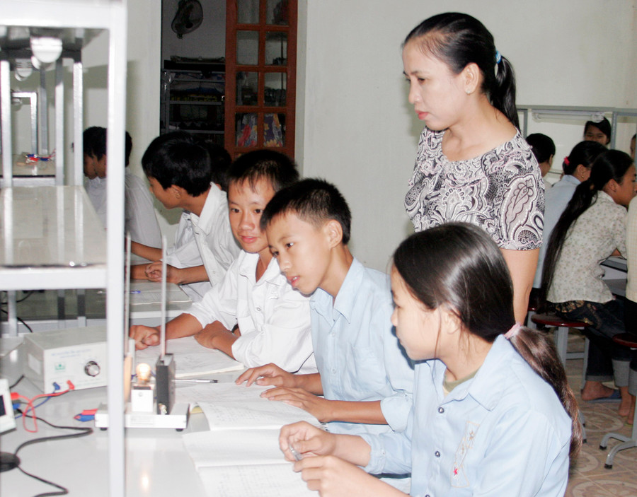 &quot;Nhà quê&quot; đi học