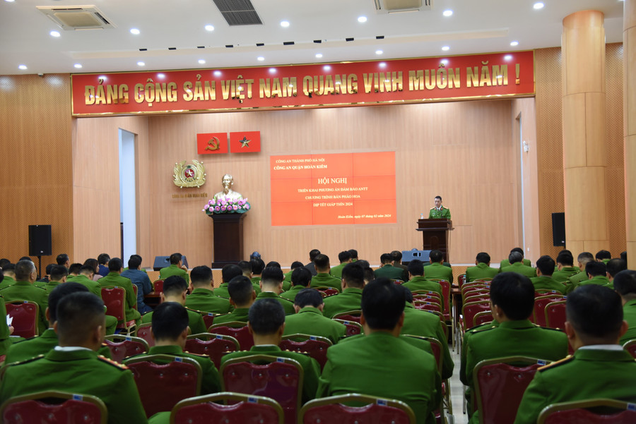 Toàn cảnh hội nghị. Toàn cảnh hội nghị.